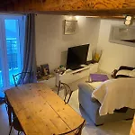 Maison De Village De 1802, Fraichement Renovee A 04370 *