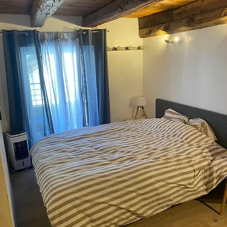 Maison De Village De 1802, Fraichement Renovee A 04370 Hébergement de vacances