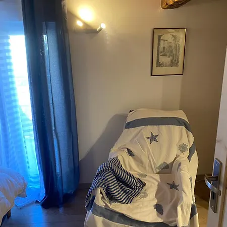 Maison De Village De 1802, Fraichement Renovee A 04370 Hébergement de vacances