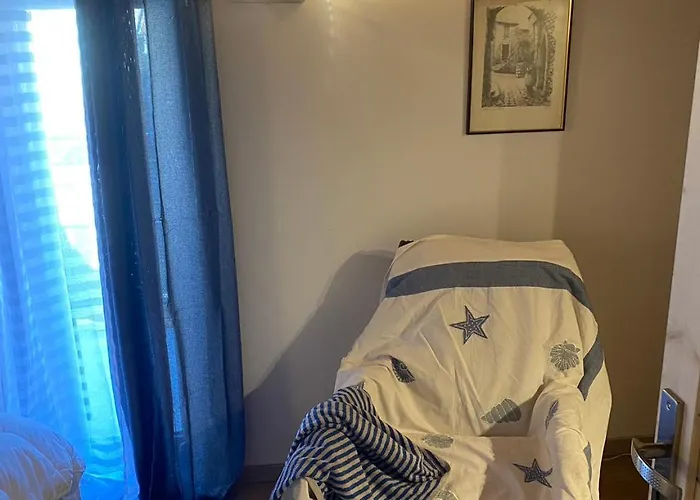 Maison De Village De 1802, Fraichement Renovee A 04370 Holiday home